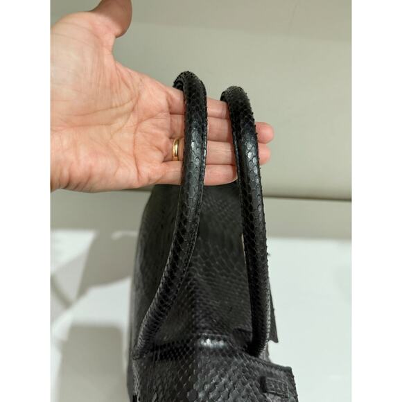 Studio LX Fringe Birkin Snake Black Leather Textured Satchel Handbag - Picture 8 of 11